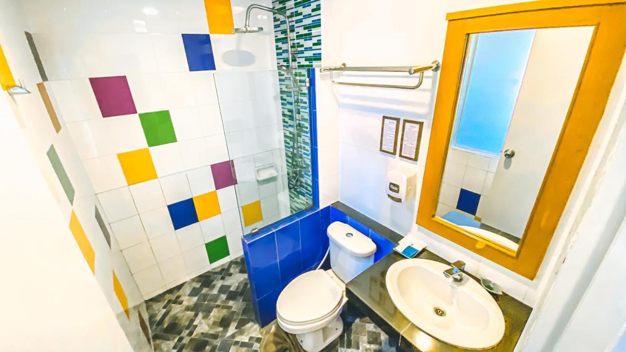 K2 Hotel @ Airport Surat Thani Exteriör bild